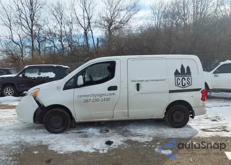 2018 Nissan Nv200 Sv z USA, uszkodzony, nr VIN 3N6CM0KN7JK692369